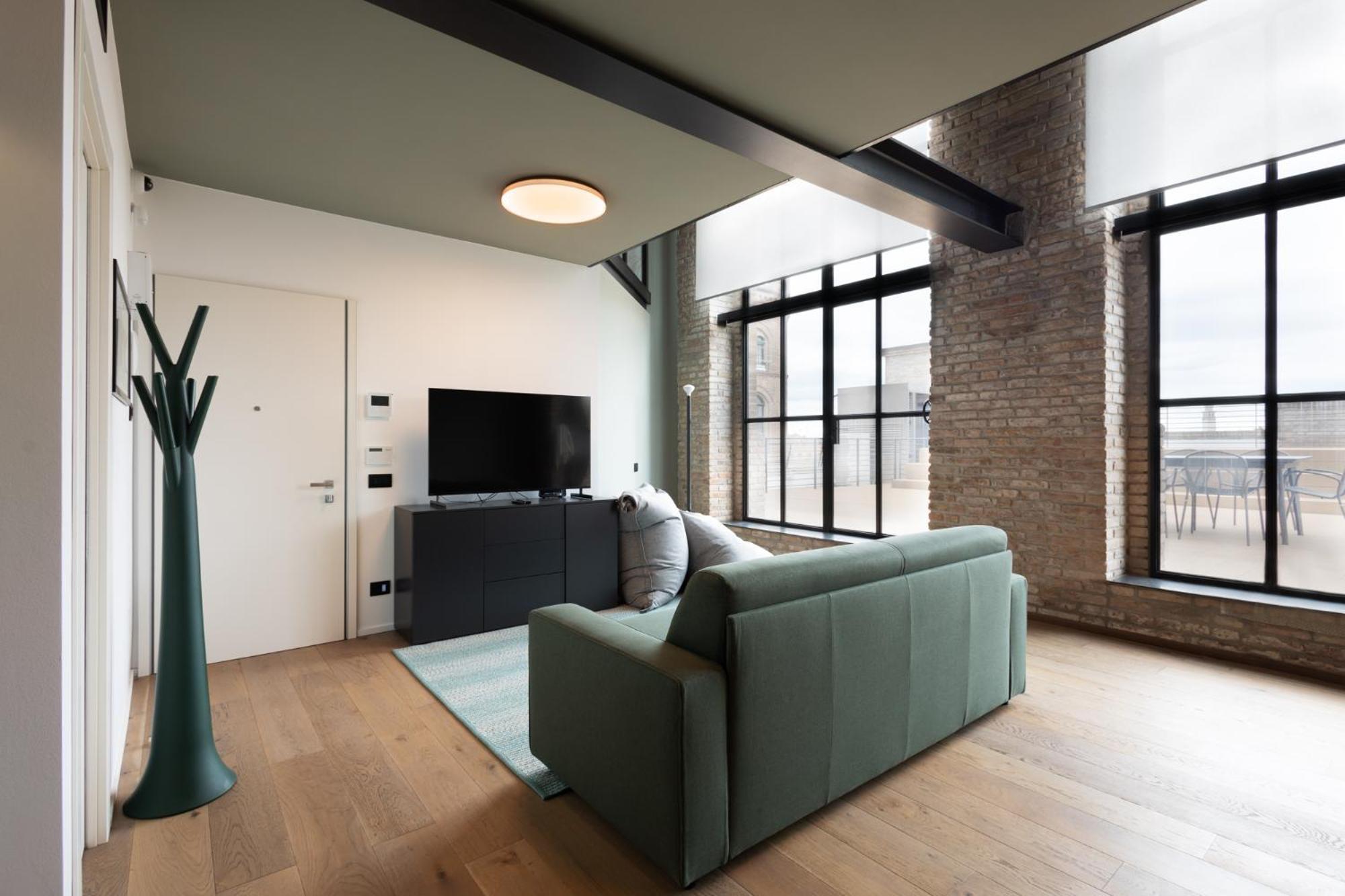 Penthouse - Loft With Canal View Apartament *